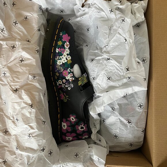 Dr. Martens Vintage Floral Leather Mary Jane Shoes - NWT - Picture 8 of 9